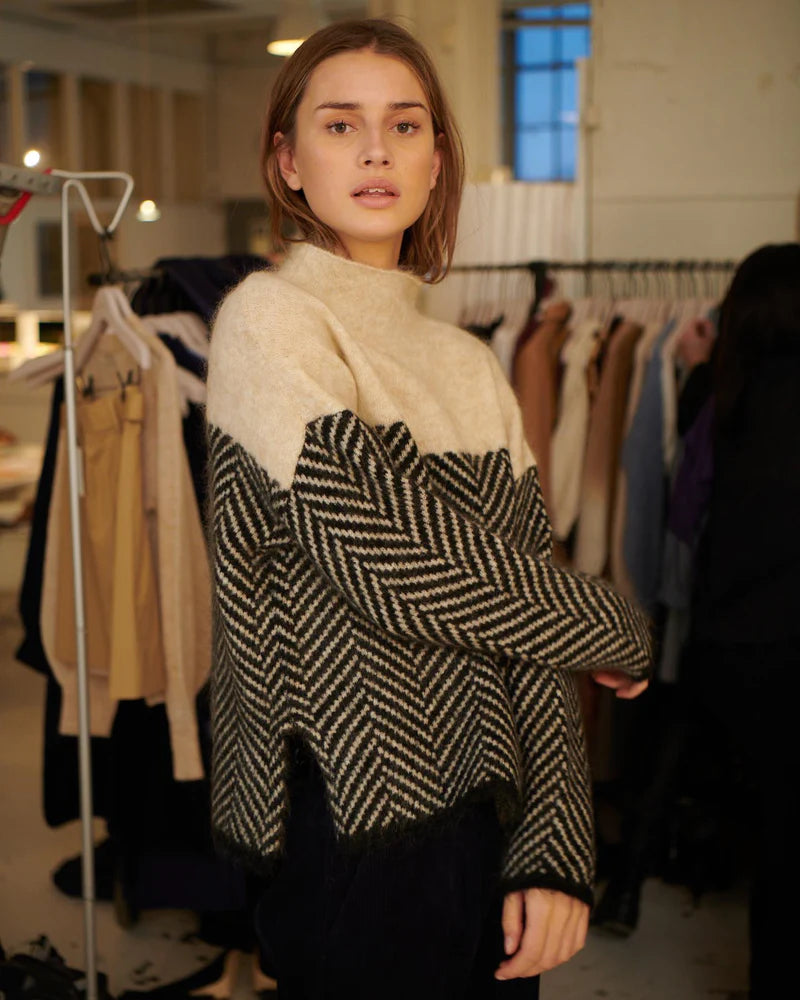 Supreme Wintertrui™ | Warmte en elegantie gecombineerd!