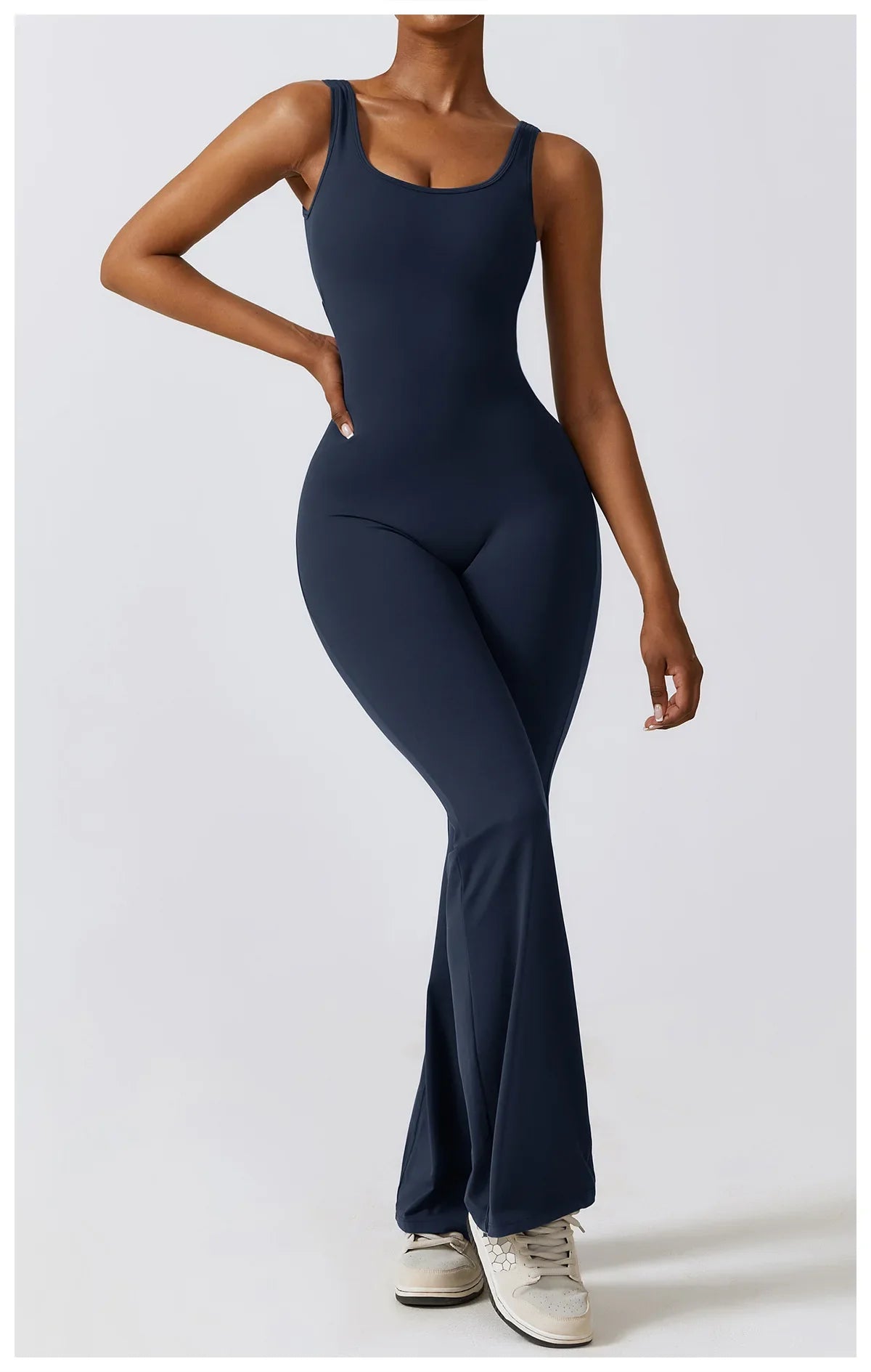 Supreme flared jumpsuit™ |  Jumpsuit met open rug en wijde broekspijpen