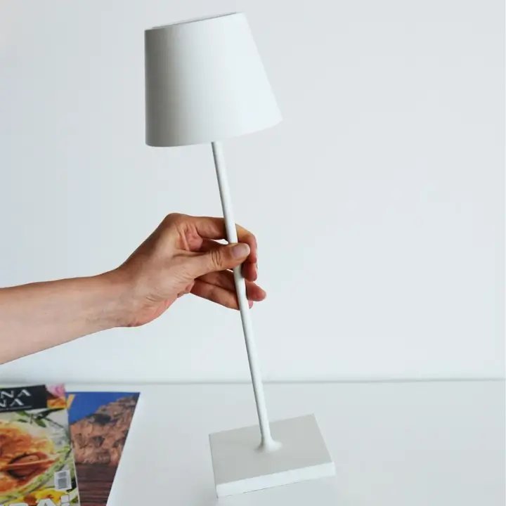 Supreme Tafellamp™ | ontdek onze moderne en stijlvolle draadloze tafellamp